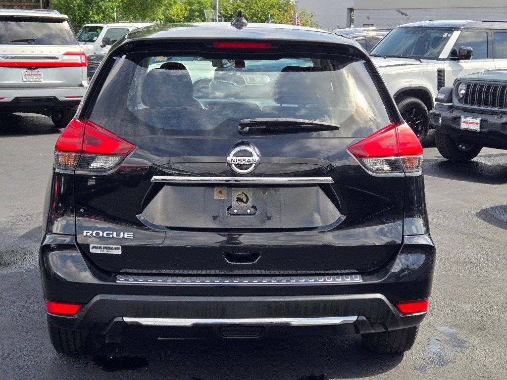 Used 2017 Black Nissan S image 11