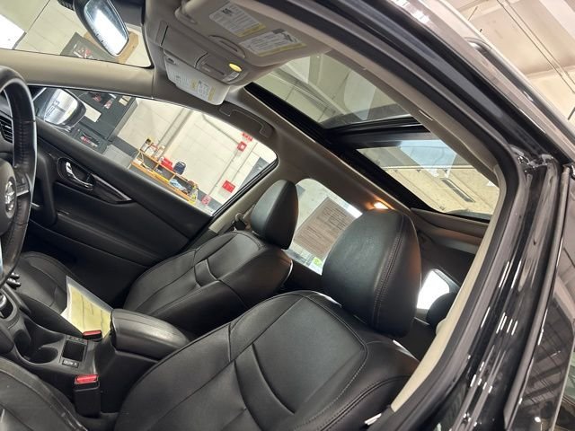 Used 2019 Black Nissan SL image 16