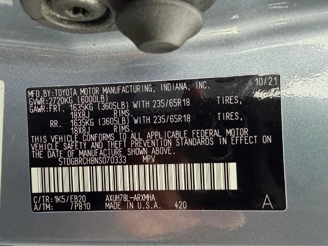 Used 2022 Moon Dust Toyota XLE image 25