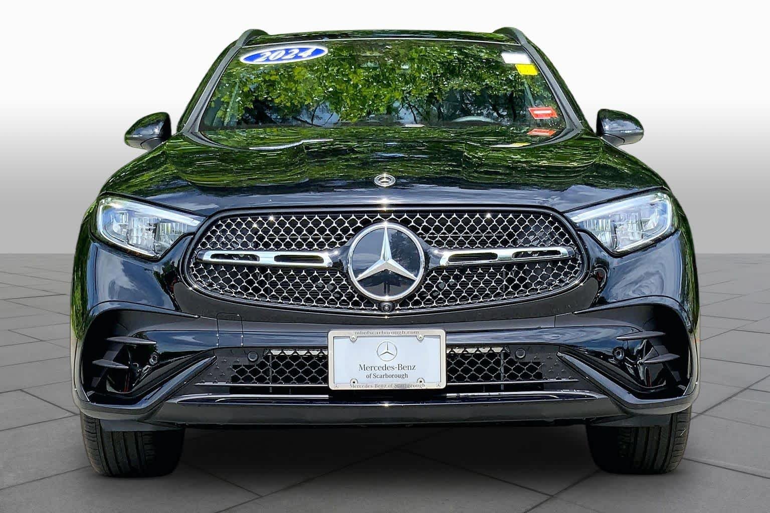 Used 2024 Black Mercedes-Benz GLC 300 image 4