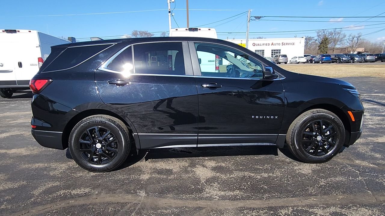 Used 2024 Mosaic Black Metallic Chevrolet LT image 9