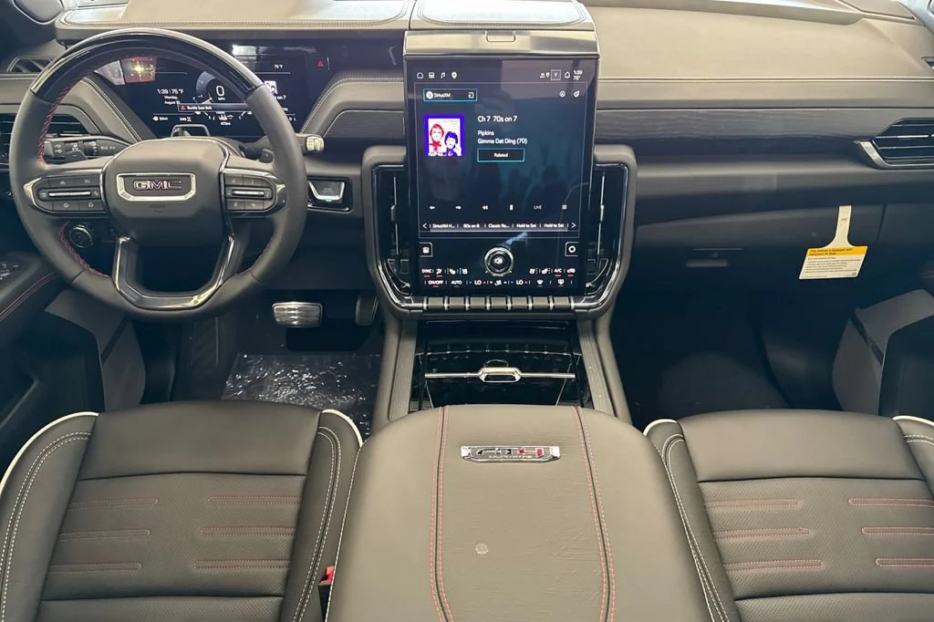 2026 GMC Yukon XL AT4 Ultimate - Photo 10