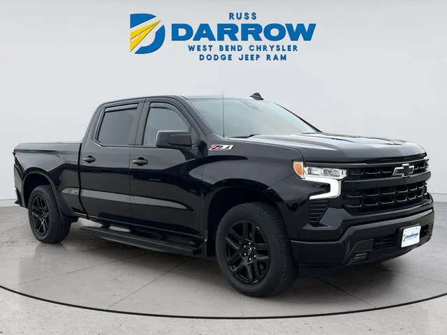 Used 2022 Black Chevrolet RST image 9