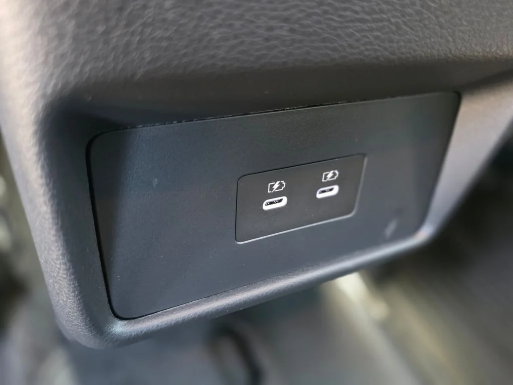 Used 2025 Gray Nissan Rock Creek image 19
