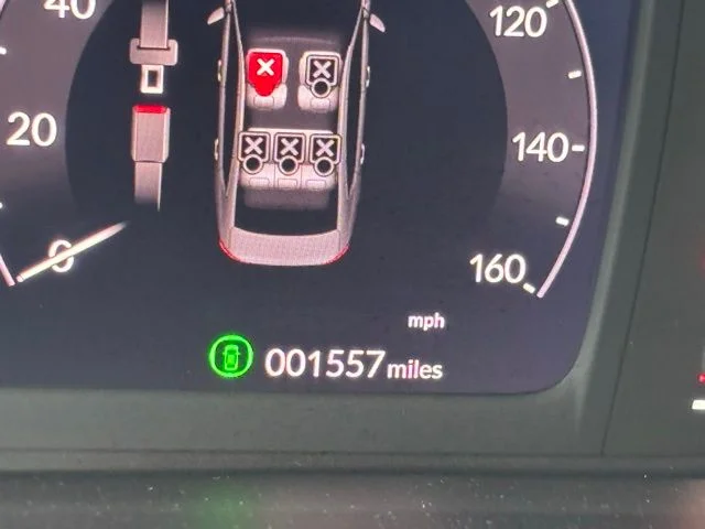 Used 2025 Red Honda SE image 16