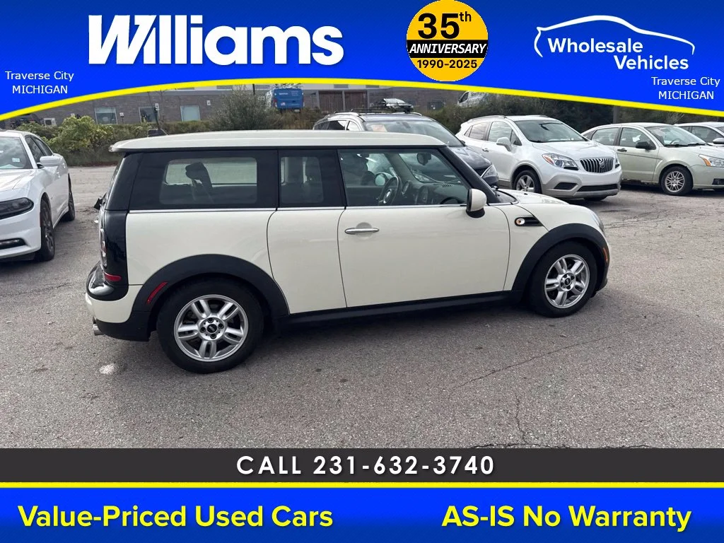 Used 2013 Pepper White MINI Clubman image 12