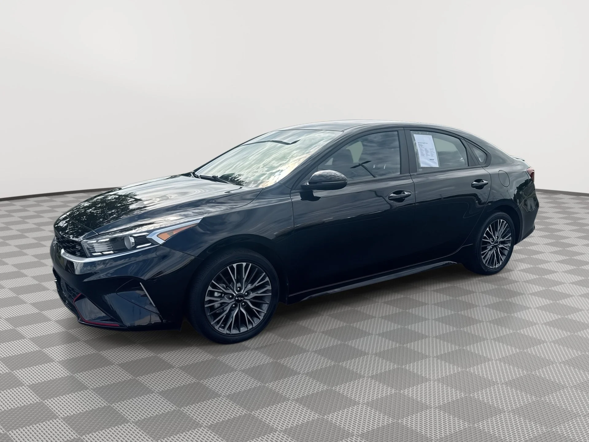 2024 Kia Forte GT-Line AT's photo