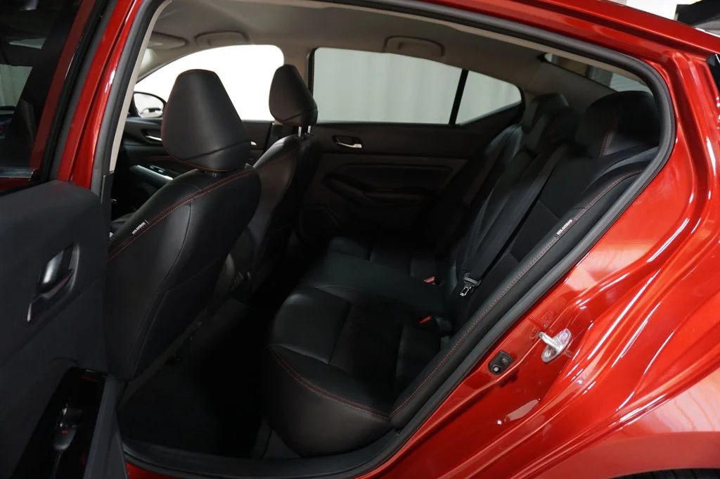 Used 2023 Red Nissan 2.5 SR image 16