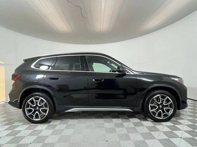 New 2026 Black Sapphire Metallic BMW xDrive28i image 8