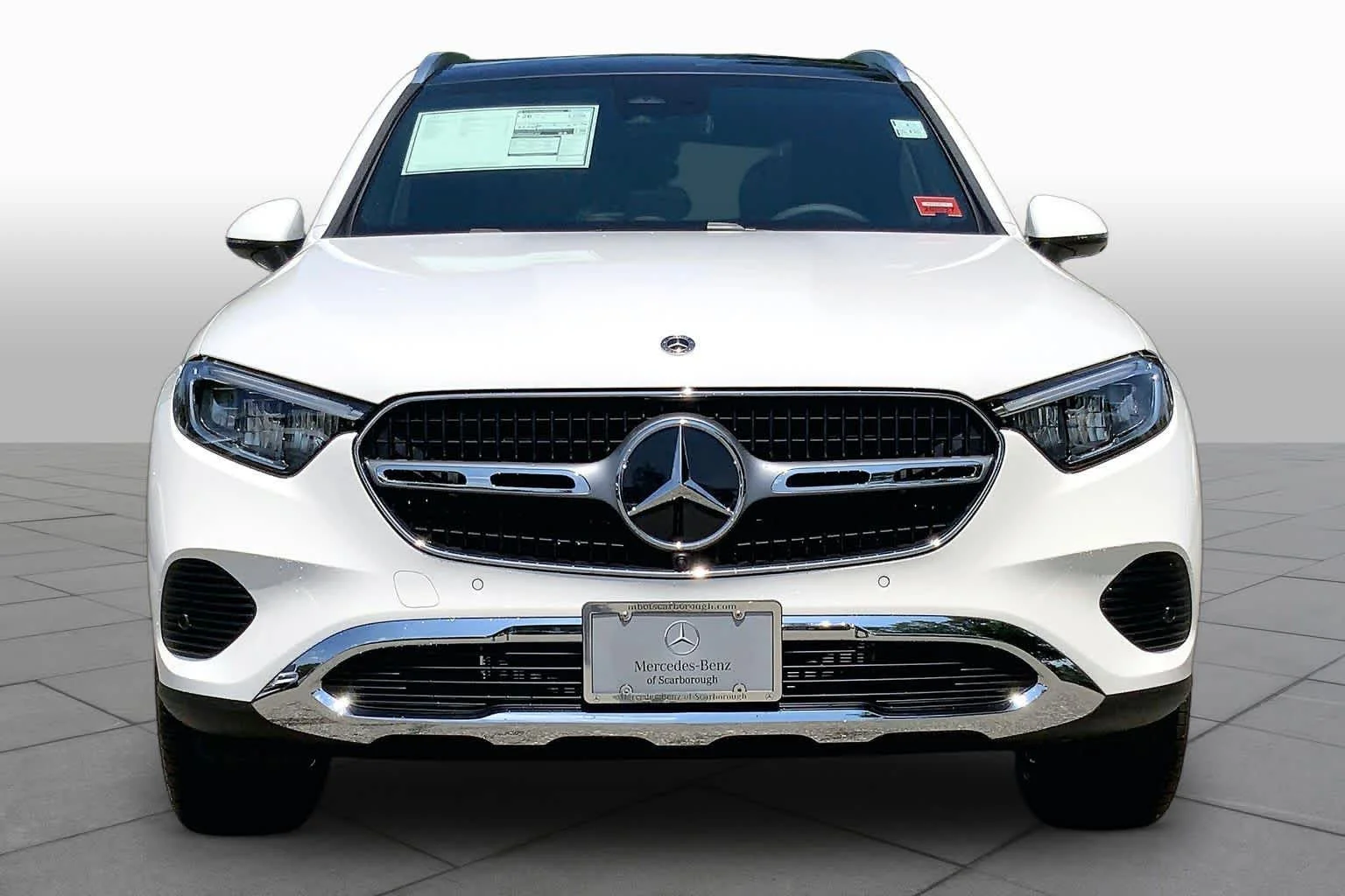 New 2026 Polar White Mercedes-Benz GLC 300 image 3
