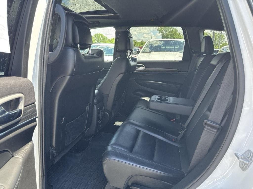 Used 2021 Bright White Clearcoat Jeep Limited image 11