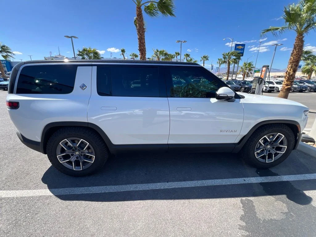 Used 2025 White Rivian Adventure Dual Motor Max Pack image 7