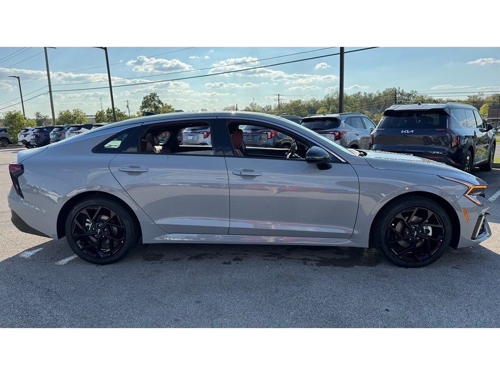 2026 Kia K5 GT-Line photo 2