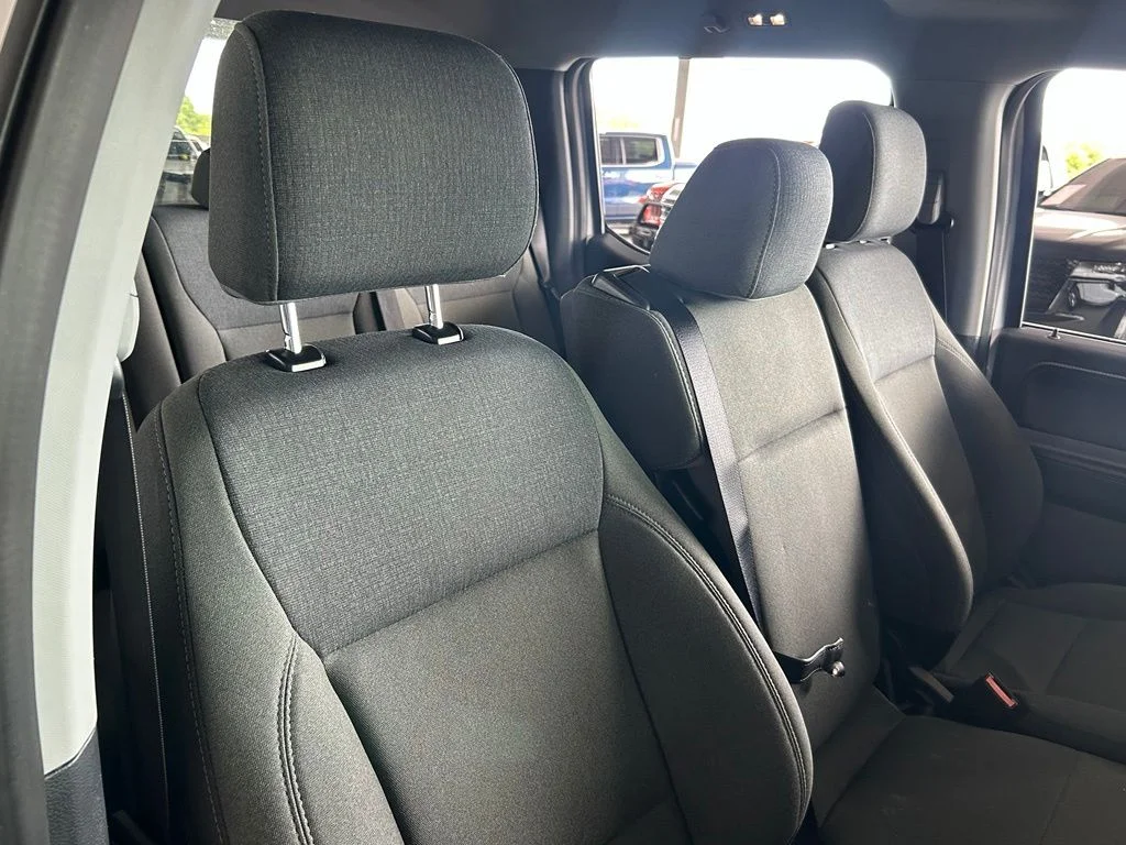 Used 2025 Oxford White Ford XLT image 32
