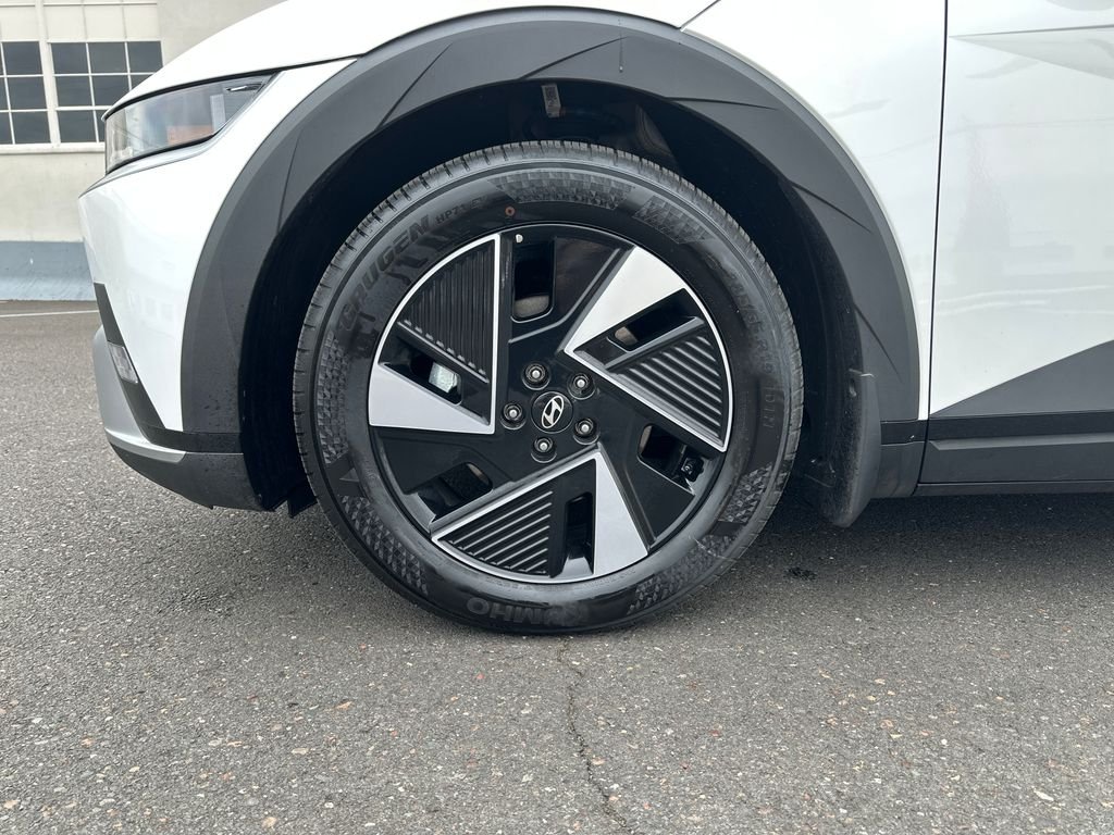 Certified Used 2026 White Hyundai SEL image 11