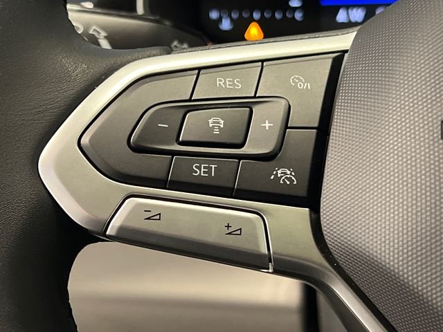 New 2026 White Volkswagen 1.5T SE image 13