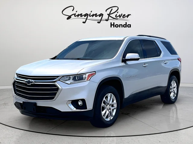 Used 2020 Silver Ice Metallic Chevrolet LT image 3
