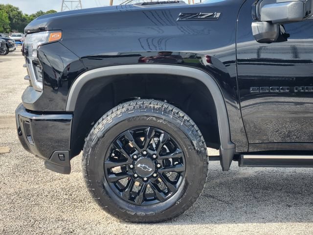 Used 2025 Black Chevrolet LTZ image 8