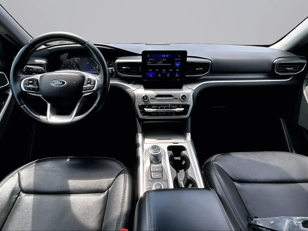 Used 2020 Blue Ford XLT image 17