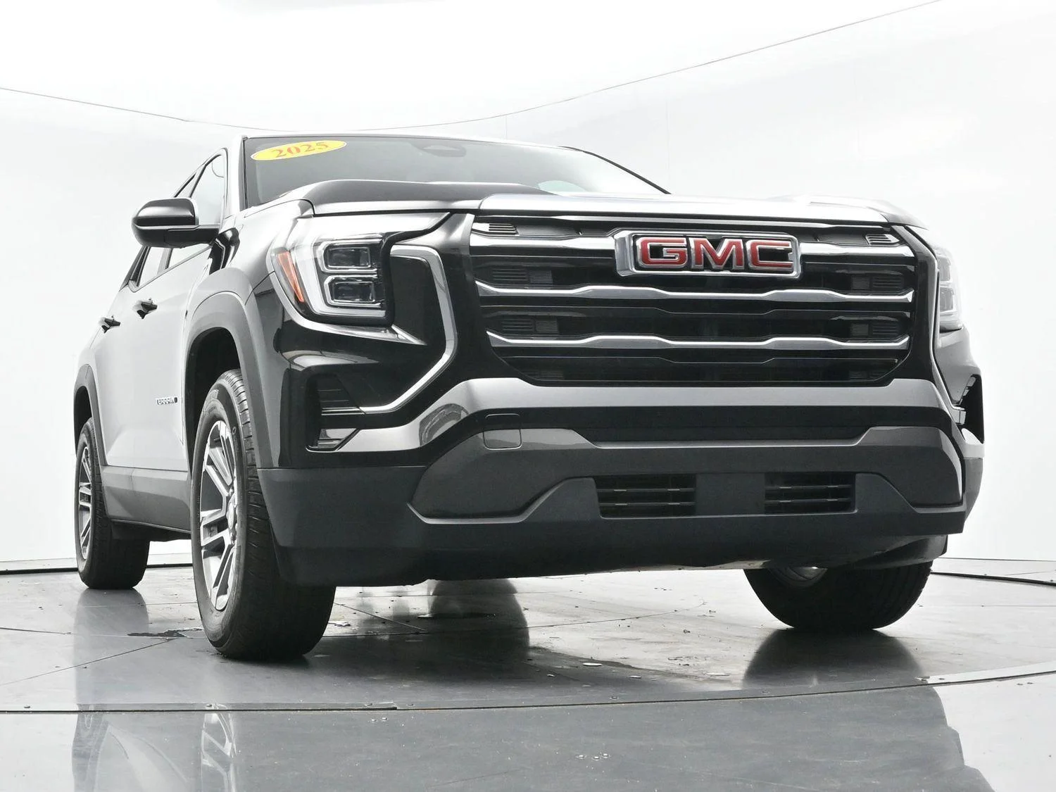 Used 2025 Ebony Twilight Metallic GMC Elevation image 42