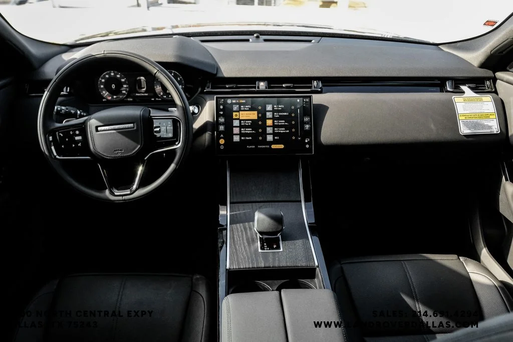 New 2026 Santorini Black Metallic Land Rover S image 14