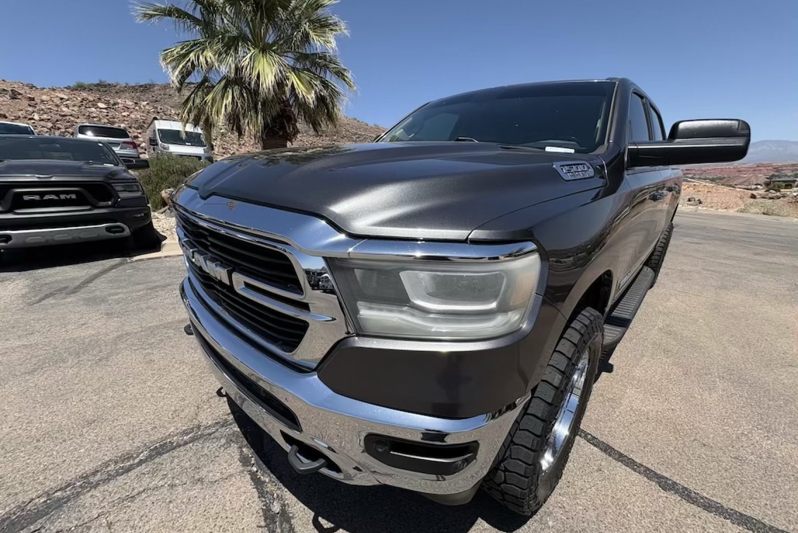 2019 RAM 1500 Big Horn/Lone Star 4x4 Crew Cab 6'4's photo