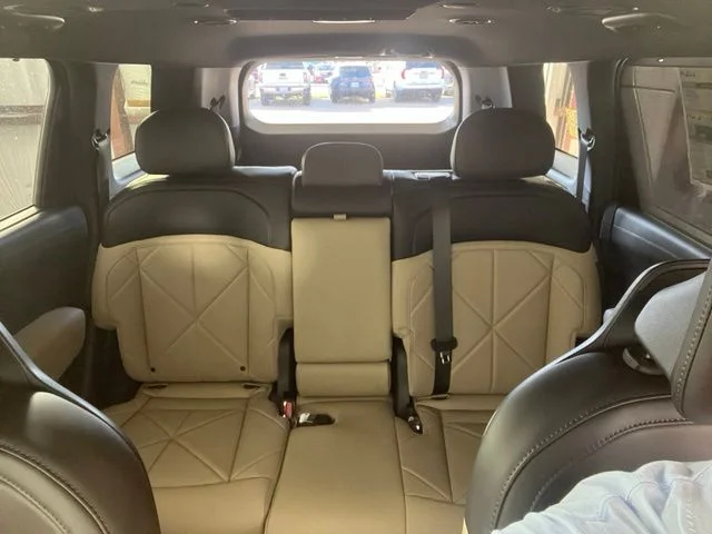 New 2027 Black Kia EX image 28