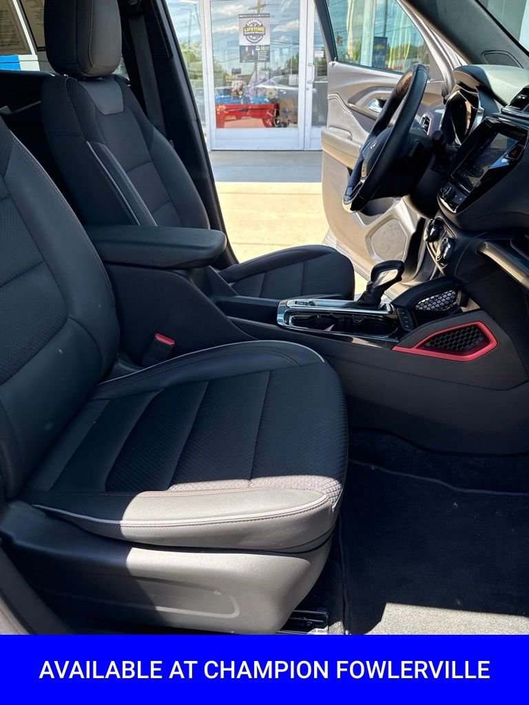 Used 2023 Gray Chevrolet RS image 23