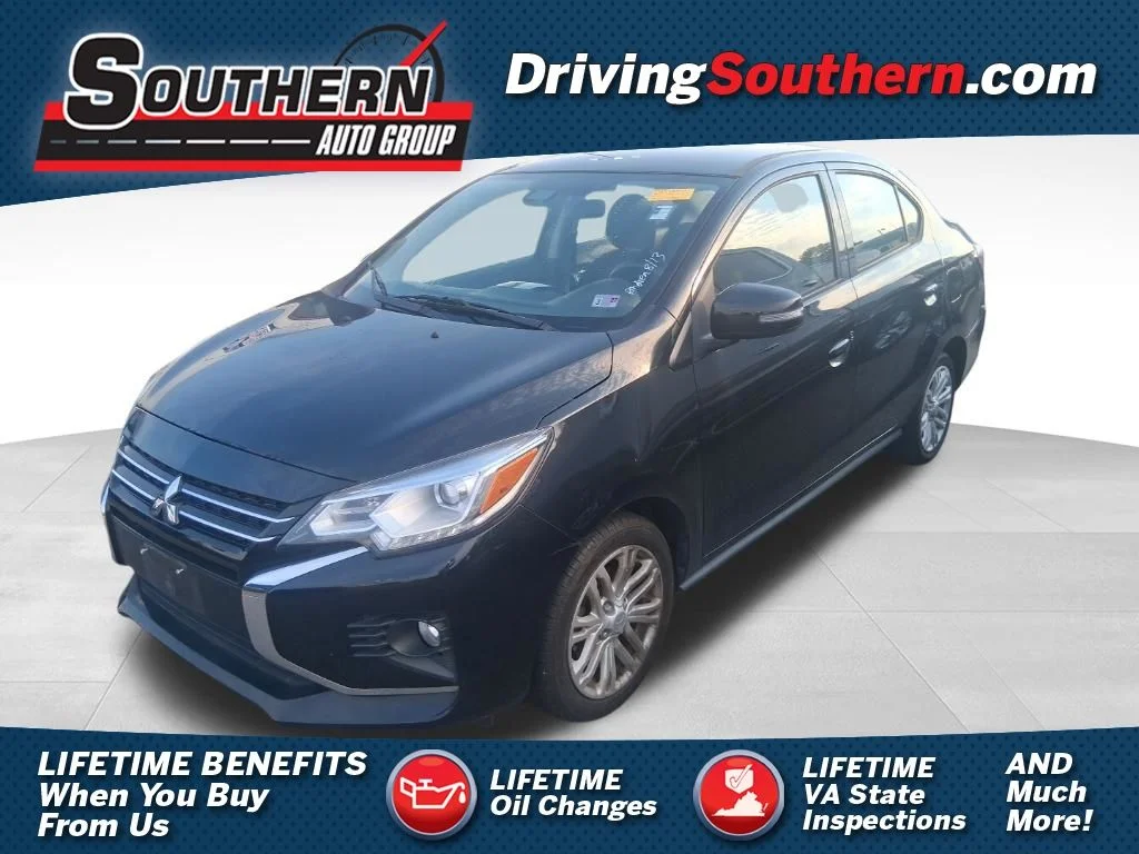 Used 2022 Black Mitsubishi SE image 1
