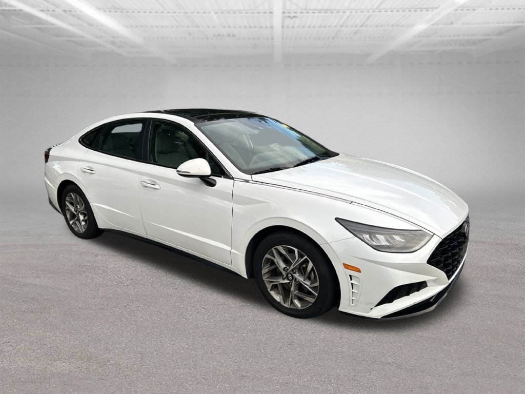 Used 2021 Gray Hyundai SEL image 7