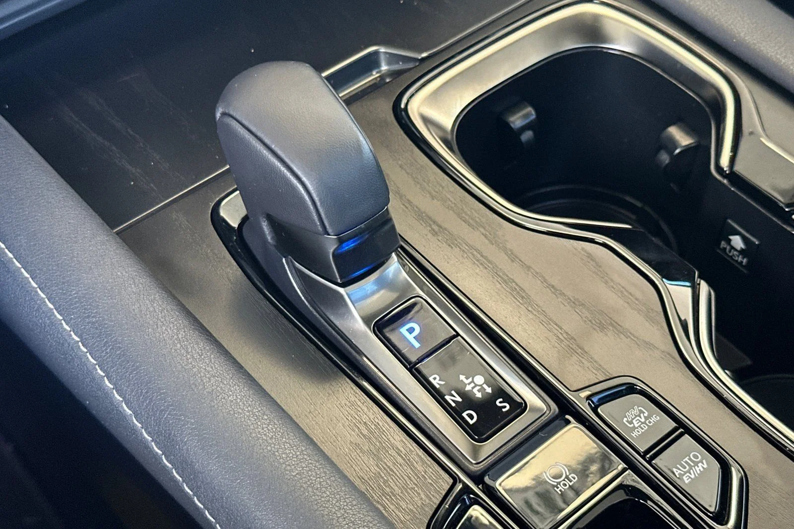 Used 2025 Caviar Lexus 450h+ Luxury image 18
