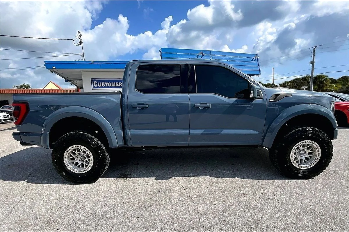 Used 2023  Ford Raptor image 32