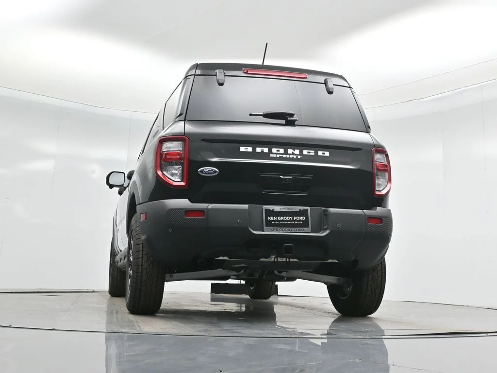 New 2025 Black Ford Badlands image 53