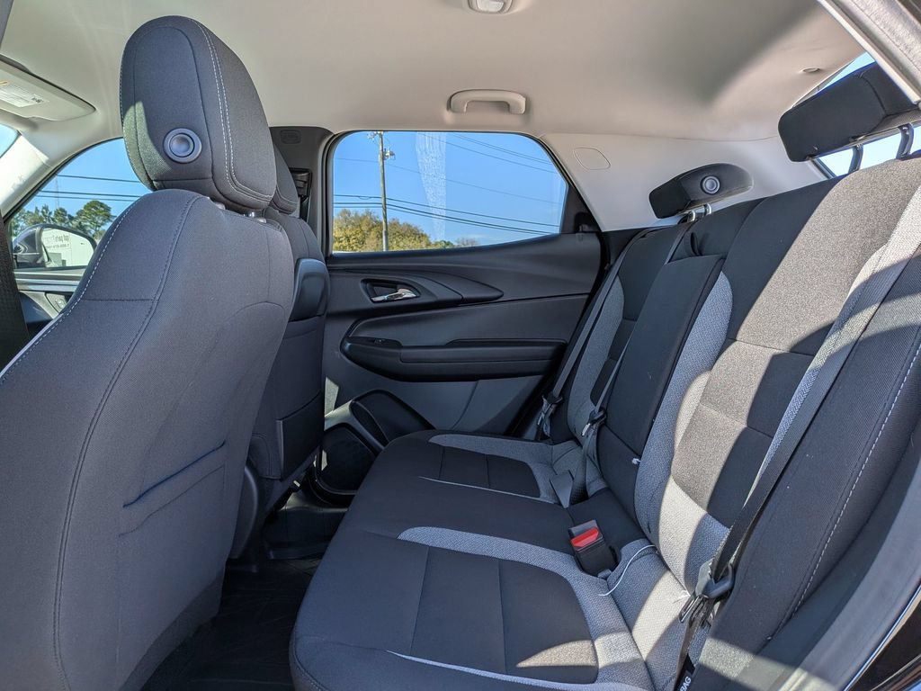 New 2026 Mosaic Black Metallic Chevrolet LT image 25
