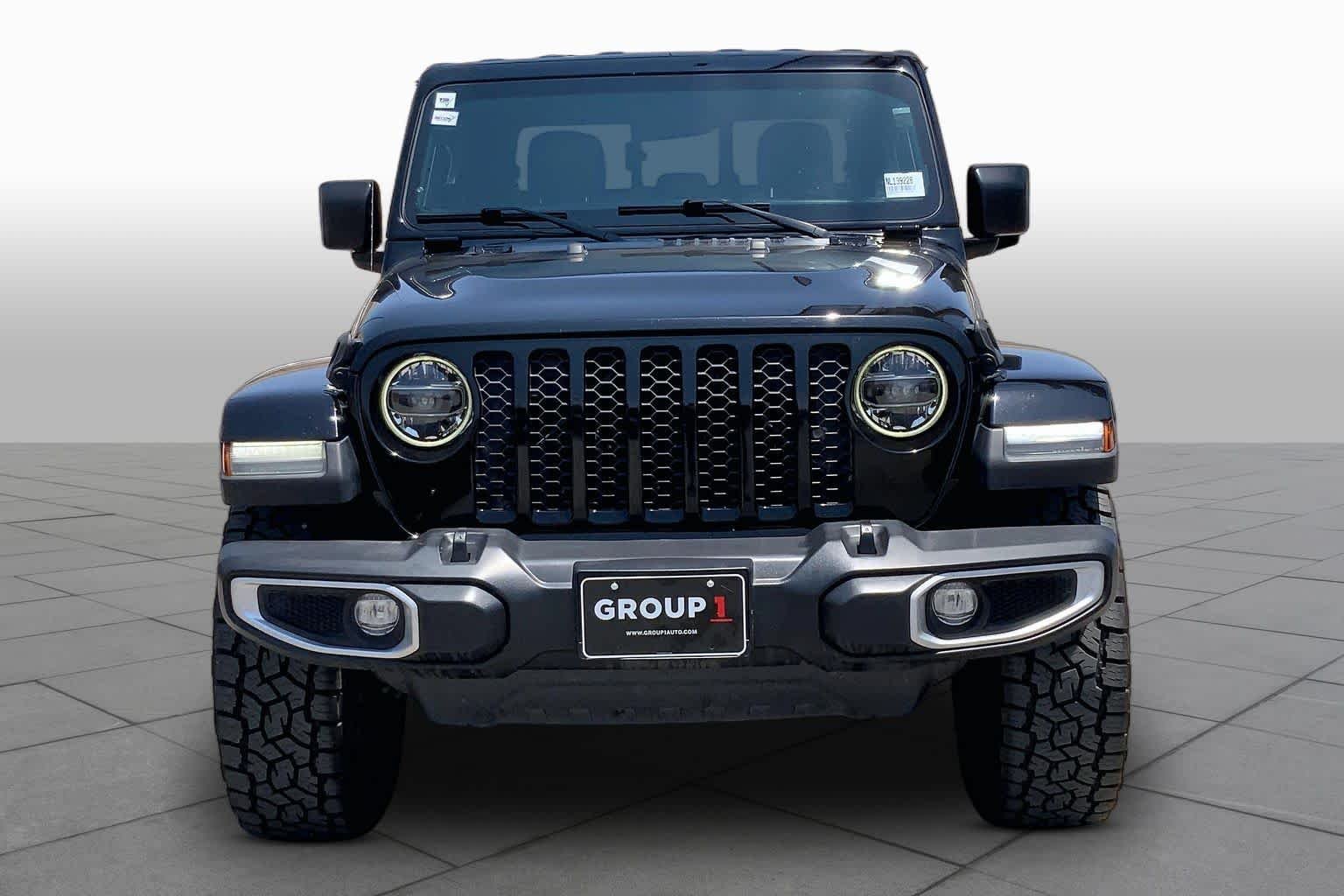 Used 2022 Black Clearcoat Jeep Texas Trail image 4