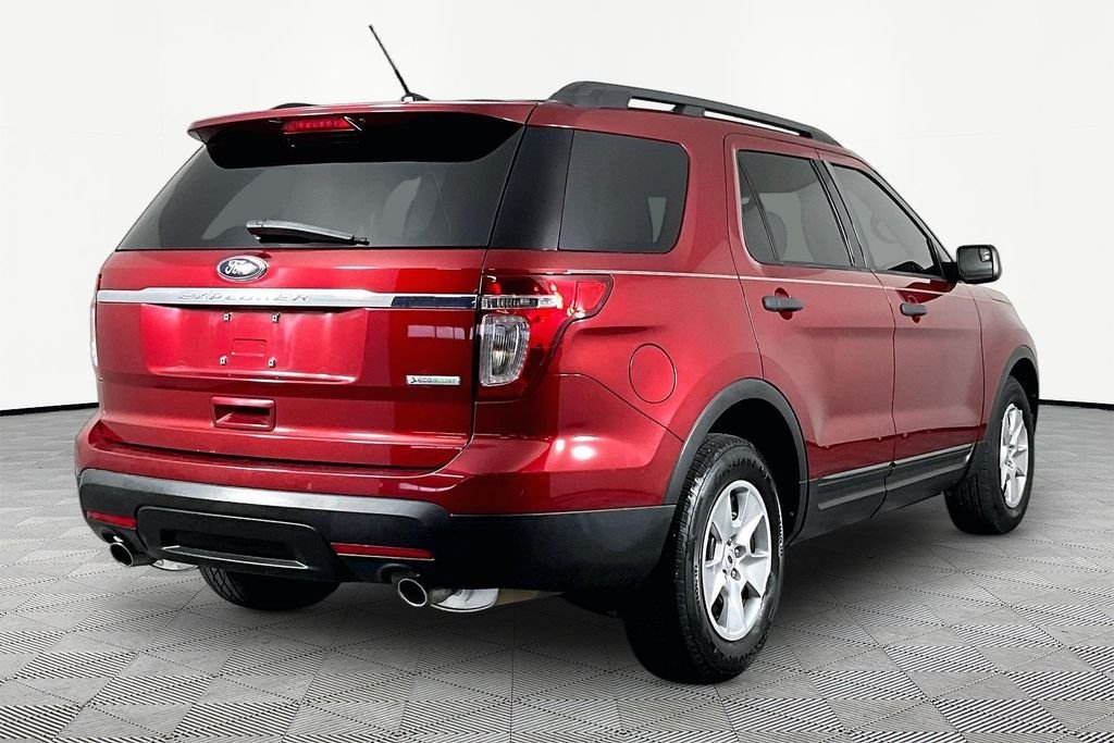 Used 2013 Red Ford Base image 5