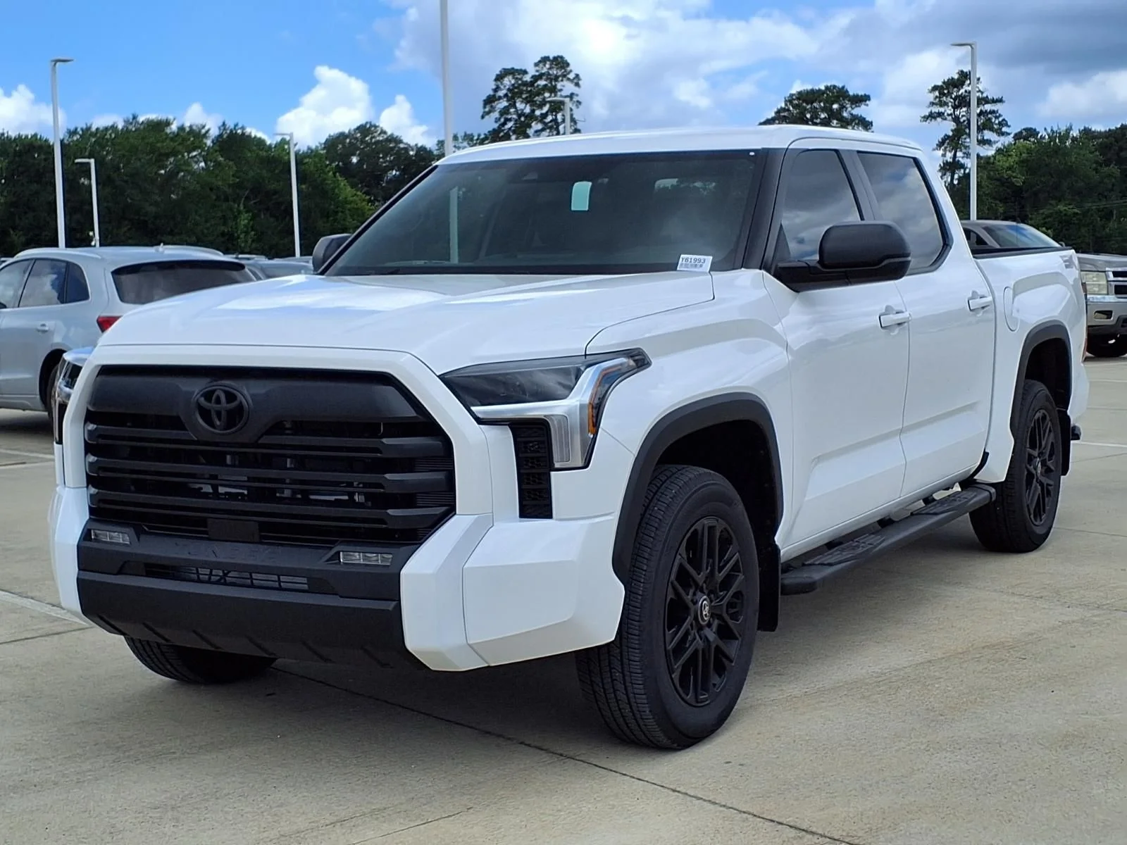 New 2026 White Toyota SR5 image 3