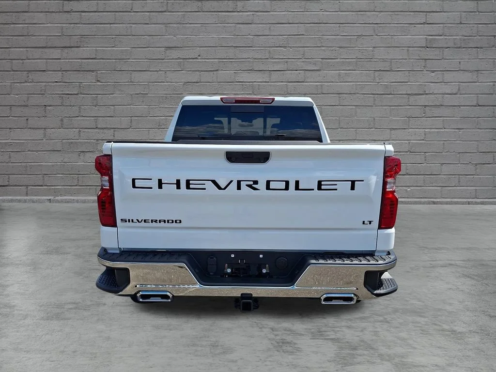 New 2026 Summit White Chevrolet LT image 7
