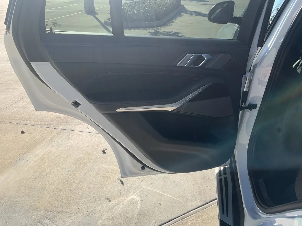 Used 2026 White BMW sDrive40i image 13