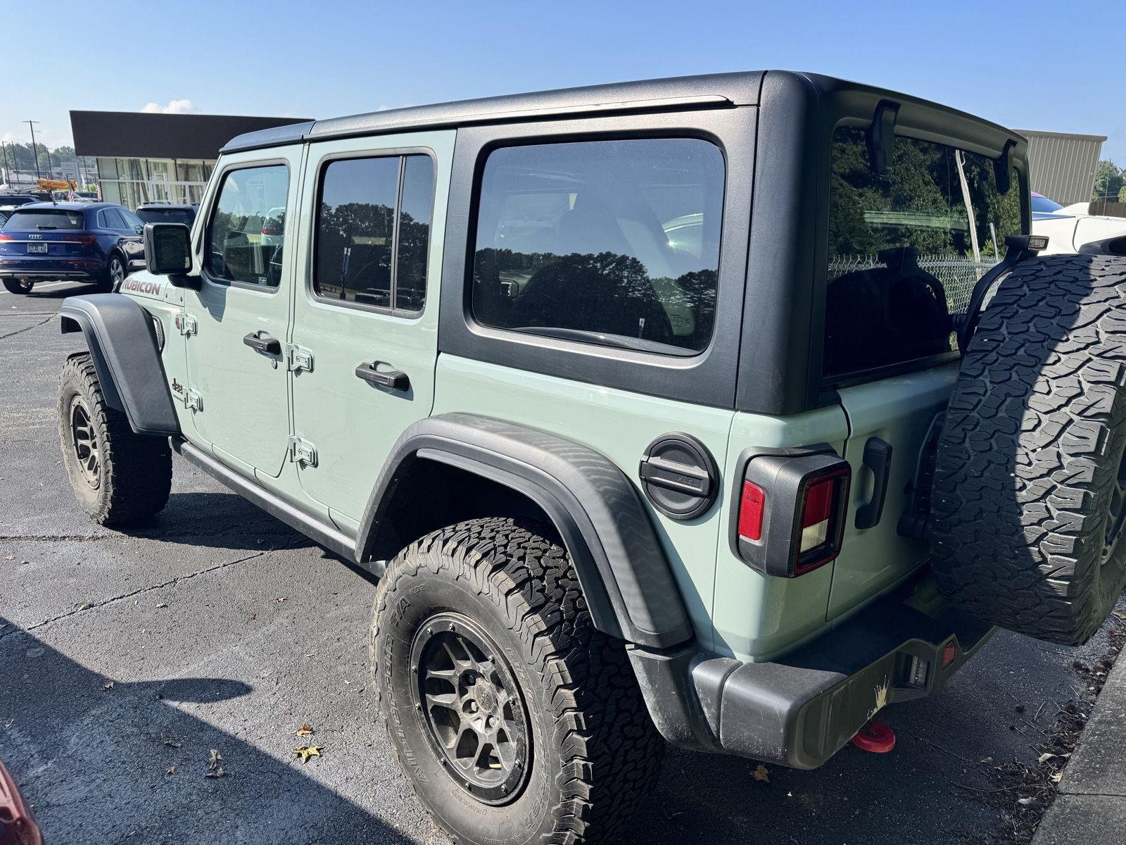Used 2023 Earl Clearcoat Jeep Rubicon image 3