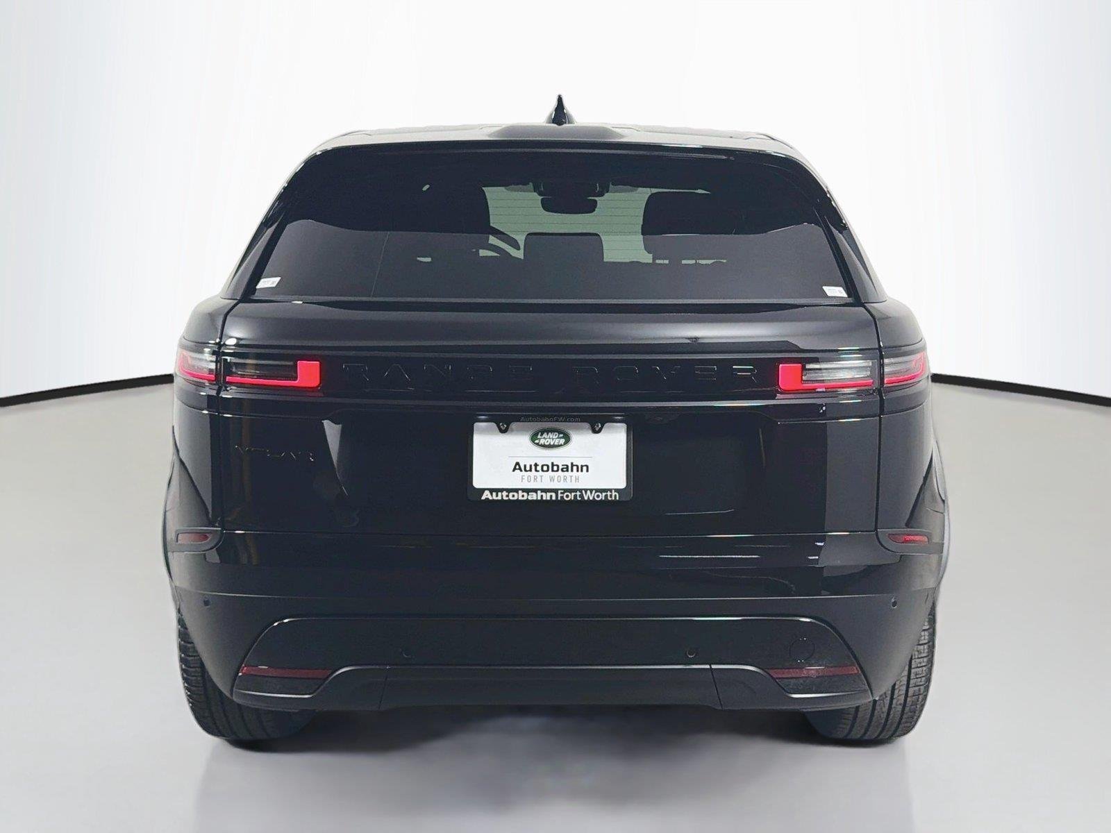 New 2026 Santorini Black Land Rover S image 6