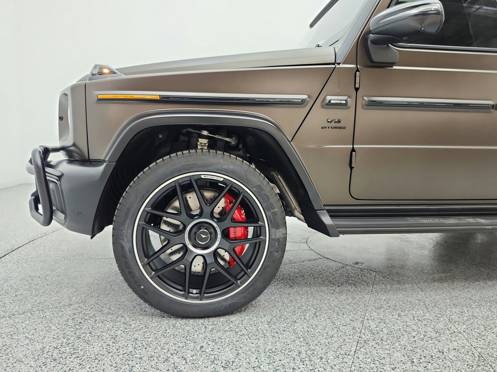 New 2027 MANUFAKTUR Dakota Brown Magno Mercedes-Benz AMG® G 63 SUV image 36