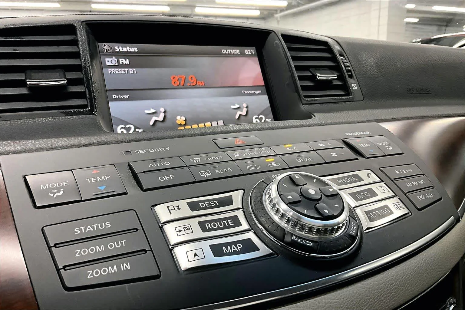 Used 2010 Blue Slate INFINITI  image 34