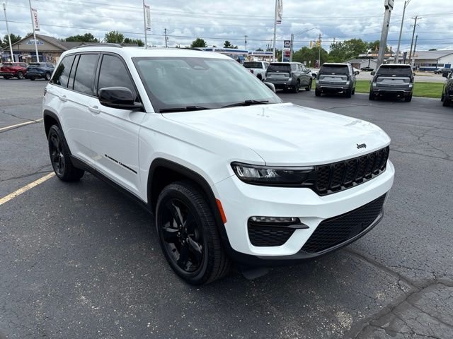 Used 2023 White Jeep Limited image 10