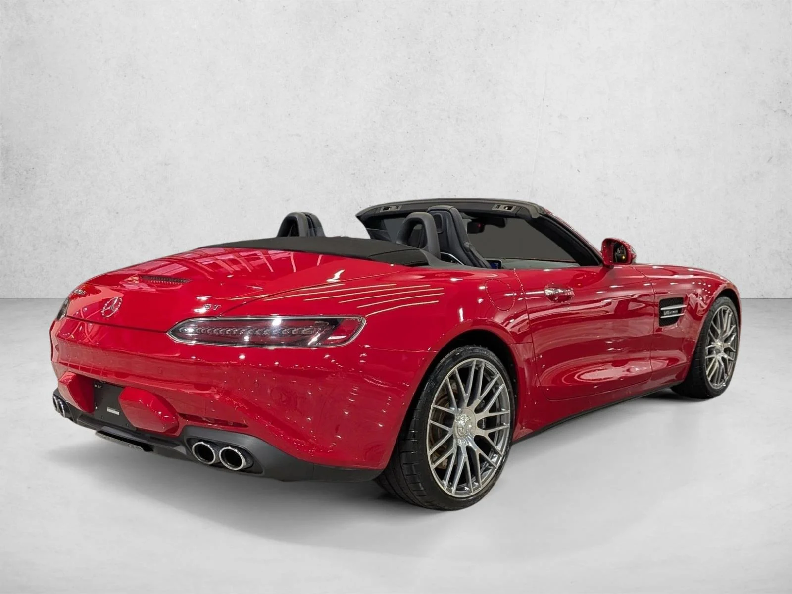 Used 2020 Jupiter Red Mercedes-Benz AMG® GT image 5