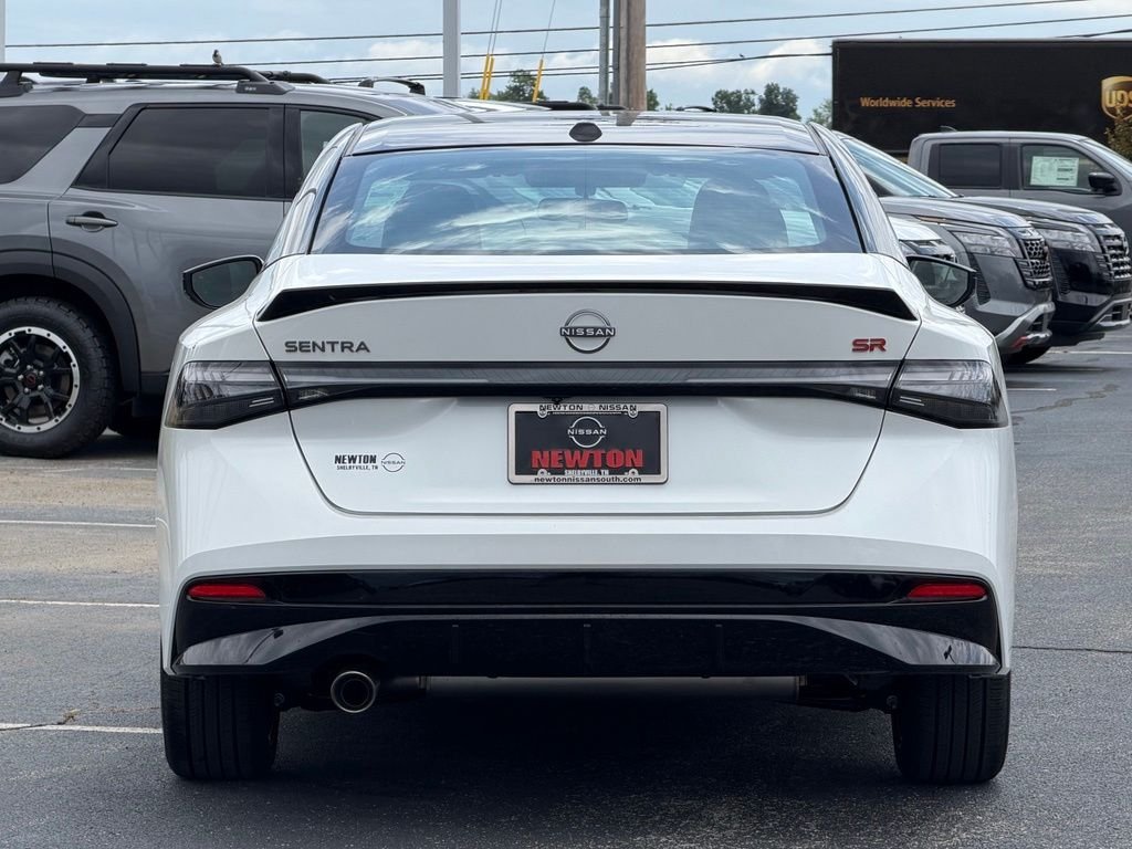 New 2026 Aspen White TriCoat / Super Black Two-tone Nissan SR image 5