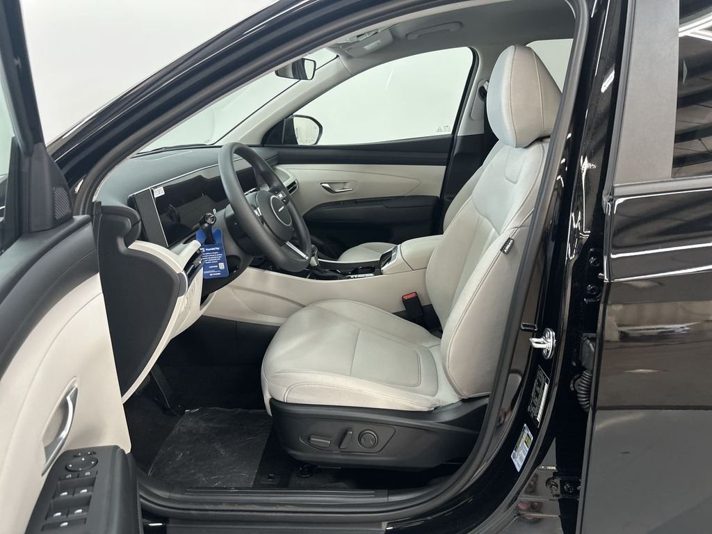 New 2026 Phantom Black Hyundai SEL AWD image 12
