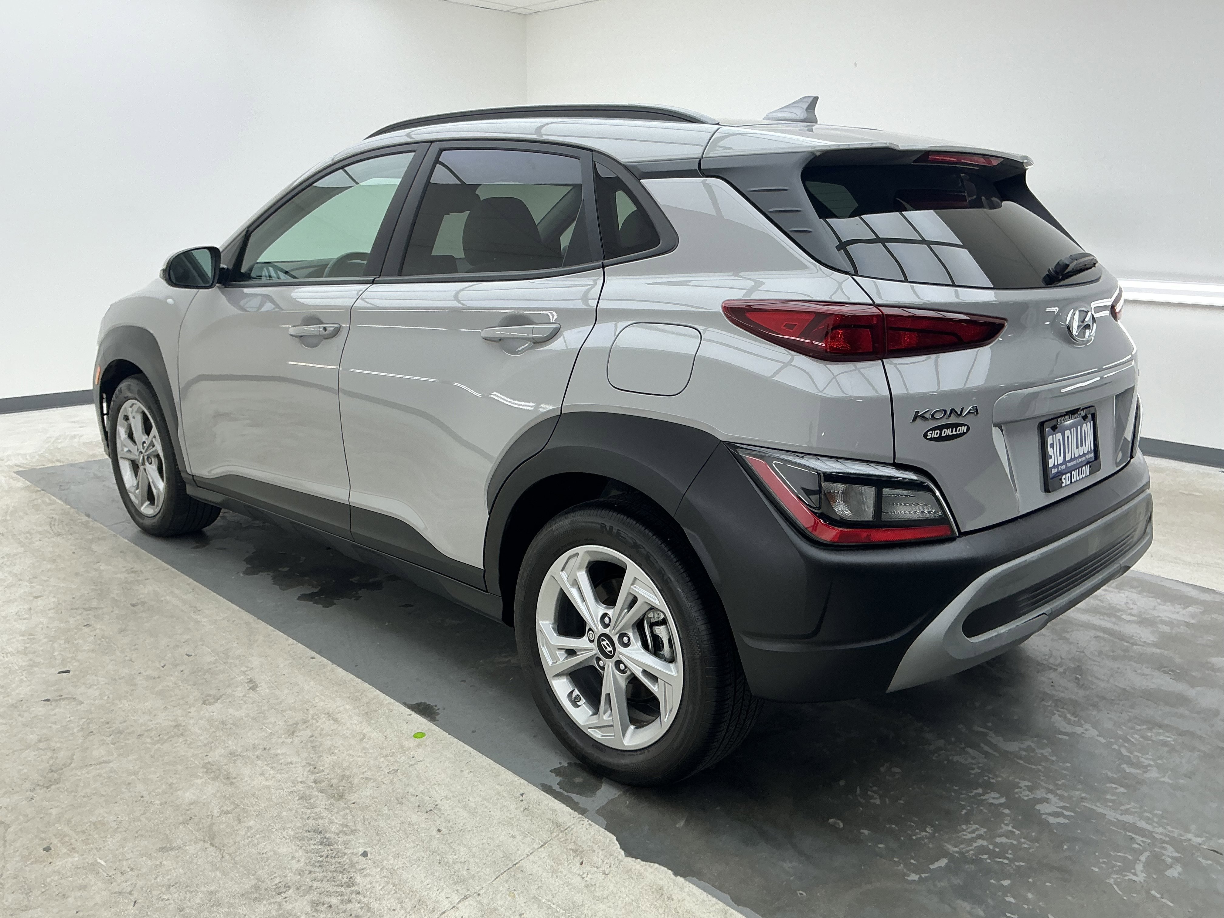 Used 2023 Cyber Silver Hyundai SEL image 6