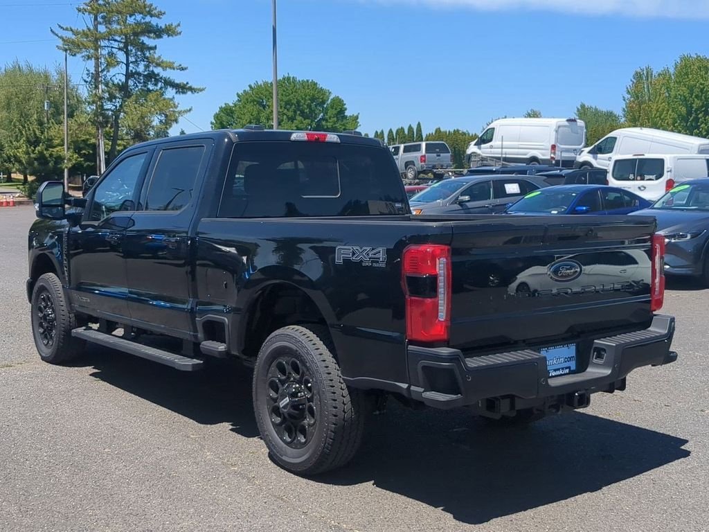 2025 Ford F-350 Super Duty XLT - Photo 36