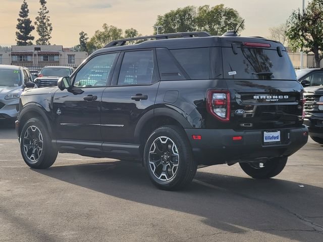 New 2026 Shadow Black Ford Outer Banks® image 2